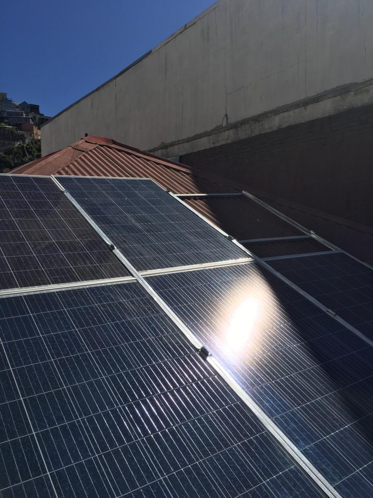 Panel solar instalado por HACESOL